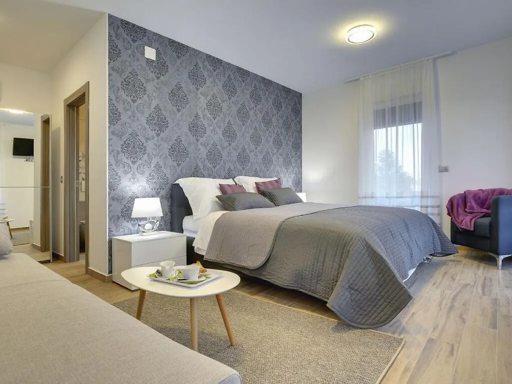 Villa Una Comfortable Holiday Residence Pula